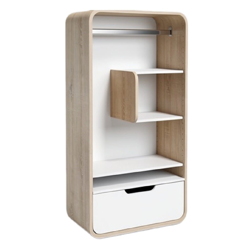 Moderne opbergkast met houten afwerking en wandbevestiging
